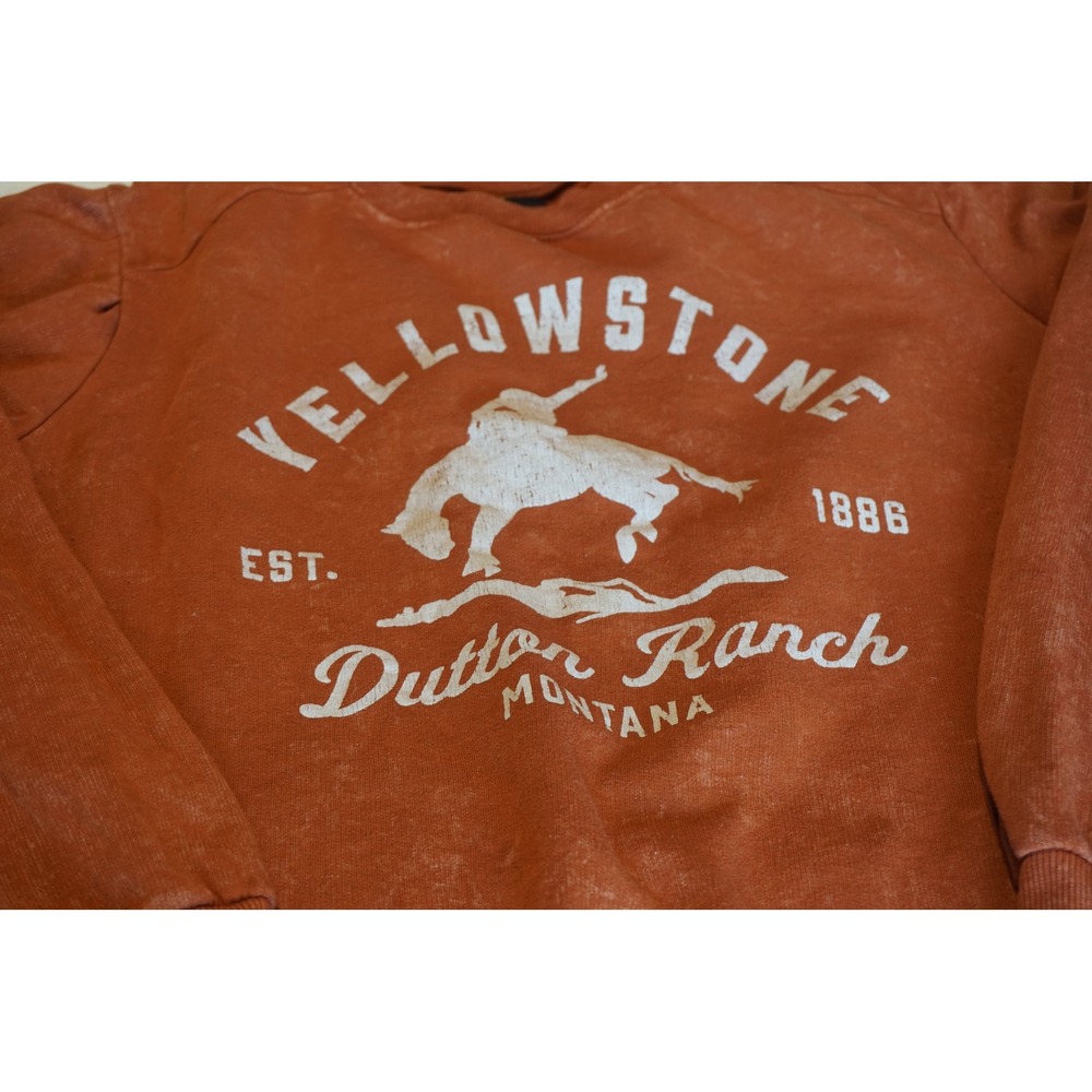 Yellowstone Dutton Ranch Sweatshirt Womens XL Rust Orange Mineral Wash Graphic - Picture 2 of 5